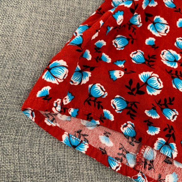 Forever 21 Cute Short Romper Medium Short Sleeve Low V-Neck Buttons Open Back - Picture 6 of 13